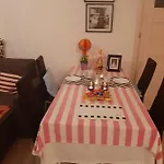 Hollywood Kosciuszki Apartment