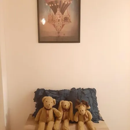 Hollywood Kosciuszki Apartment