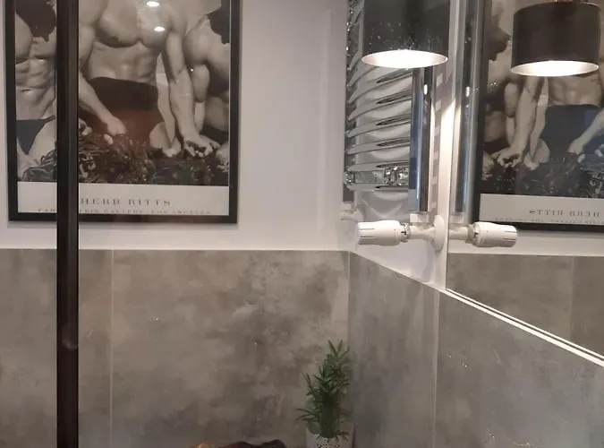 Hollywood Kosciuszki アパート *